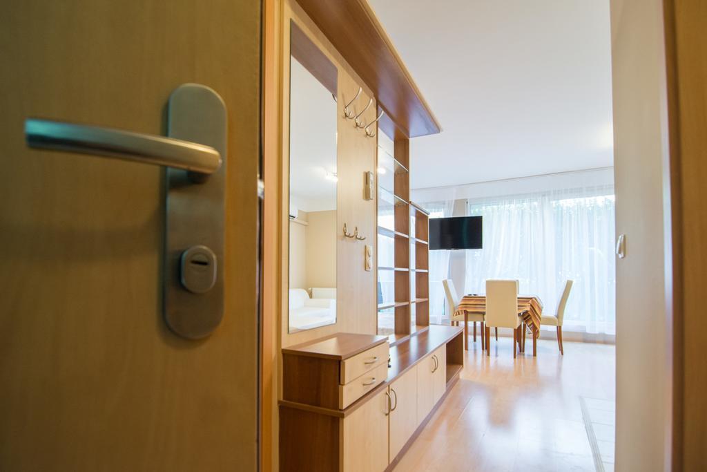 Center Haz Apartman Budapest Eksteriør billede