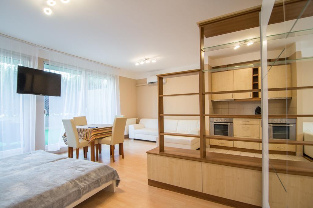 Center Haz Apartman Budapest Eksteriør billede